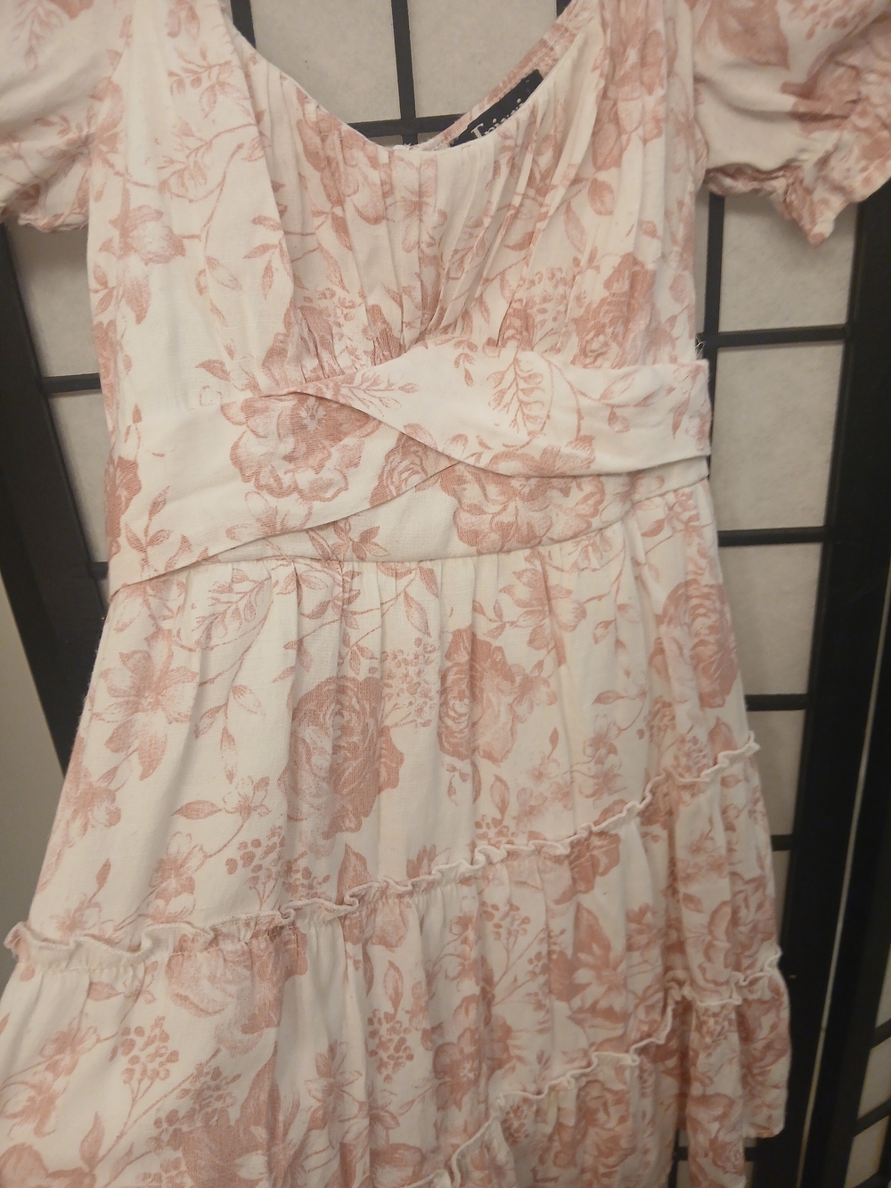 SIZE SMALL Trixxi Cream Dress with Blush Floral Print